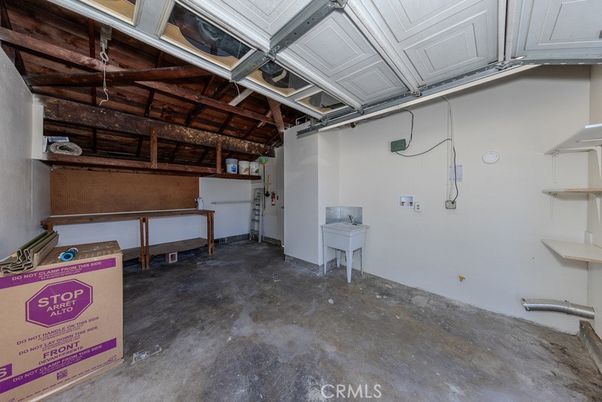 Garage, Interior