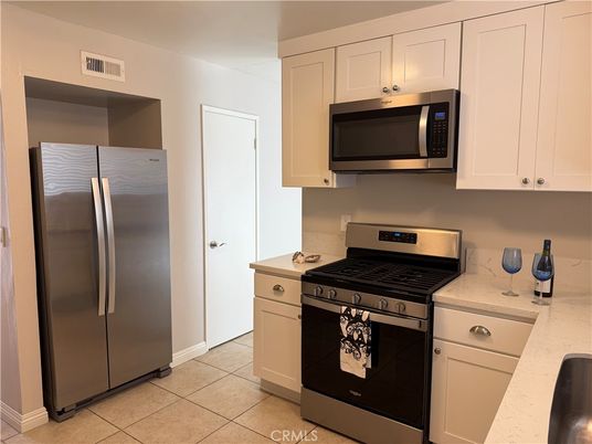 Interior, Kitchen, Stainless Steel Appliances
