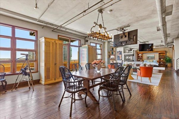 Chandelier, Dining room, Interior, Living room, Wood Texture Flooring
