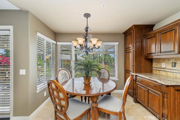 Chandelier, Dining room, Interior