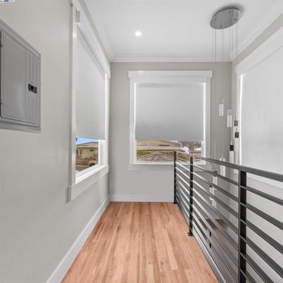 Interior, Pendant Lights, Recessed Lighting, Wood Texture Flooring