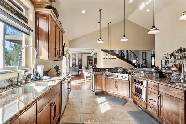 Interior, Kitchen, Pendant Lights, Recessed Lighting, Stainless Steel Appliances