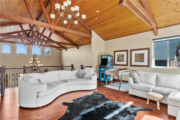 Chandelier, Interior, Living room, Recessed Lighting, Wooden Beams, Wooden Ceilings, Wood Texture Flooring