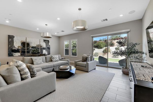 Dining room, Interior, Living room, Pendant Lights, Recessed Lighting