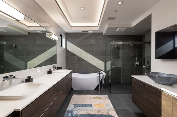 Bathroom, Dual Sink Vanities, Free Standing Baths, Glass Shower, Interior, Recessed Lighting