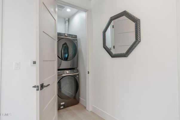 Interior, Recessed Lighting, Utility Closets, Washer, Wood Texture Flooring