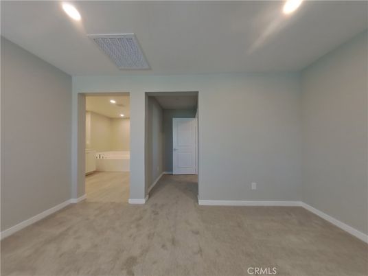 Bathroom, Empty room, Interior, Recessed Lighting