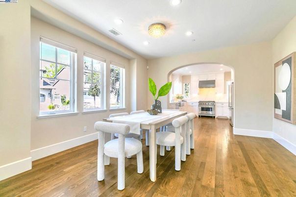 Dining room, Interior, Kitchen, Recessed Lighting, Stainless Steel Appliances, Wood Texture Flooring