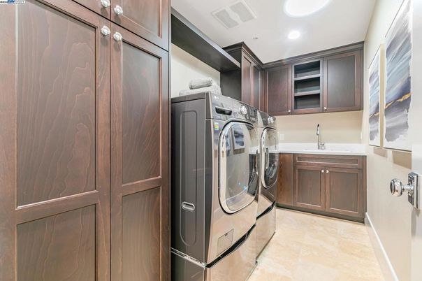 Interior, Recessed Lighting, Washer