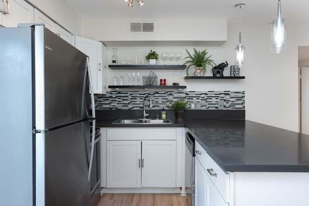 Interior, Kitchen, Pendant Lights, Wood Texture Flooring