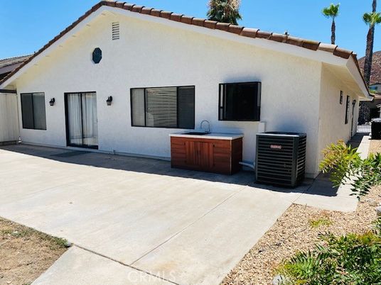 Exterior, Hot Tub