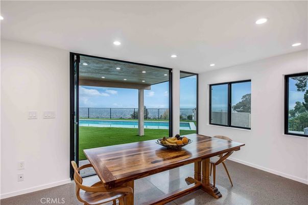 Dining room, Interior, Recessed Lighting, Water