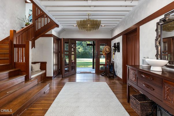 Chandelier, Interior, Recessed Lighting, Wood Texture Flooring