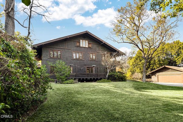 Backyard, Detached Garage, Exterior