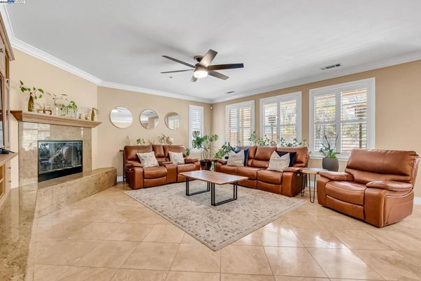 Fireplace, Interior, Living room