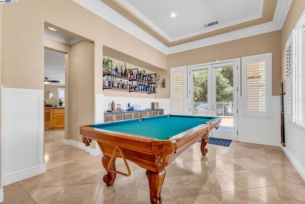 Billiard Table, Game Room, Interior, Recessed Lighting