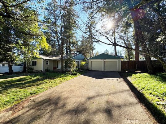 Backyard, Detached Garage, Exterior