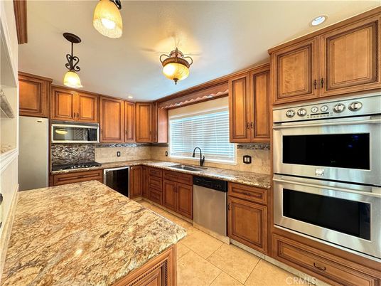 Interior, Kitchen, Pendant Lights, Recessed Lighting, Stainless Steel Appliances