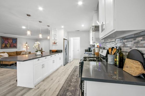 Interior, Kitchen, Pendant Lights, Recessed Lighting, Wood Texture Flooring