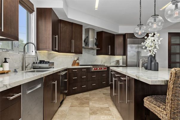 Interior, Kitchen, Pendant Lights, Stainless Steel Appliances