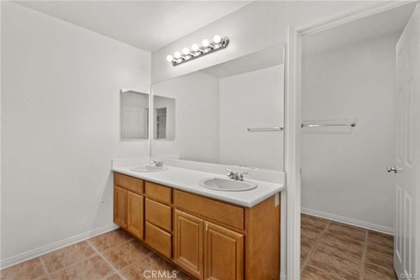 Bathroom, Dual Sink Vanities, Interior