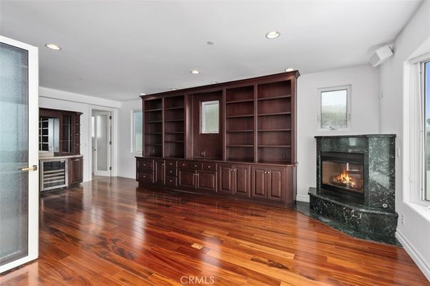 Fireplace, Interior, Recessed Lighting, Wood Texture Flooring