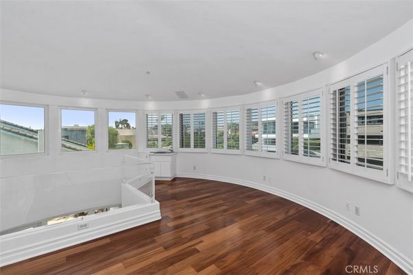 Empty room, Fireplace, Interior, Recessed Lighting, Wood Texture Flooring