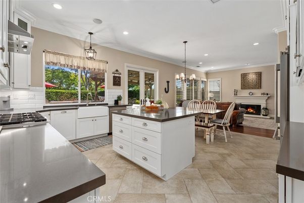 Chandelier, Dining room, Fireplace, Interior, Kitchen, Pendant Lights, Recessed Lighting