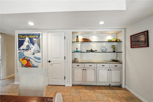 Interior, Recessed Lighting