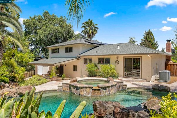 Exterior, Pool, Solar Panels