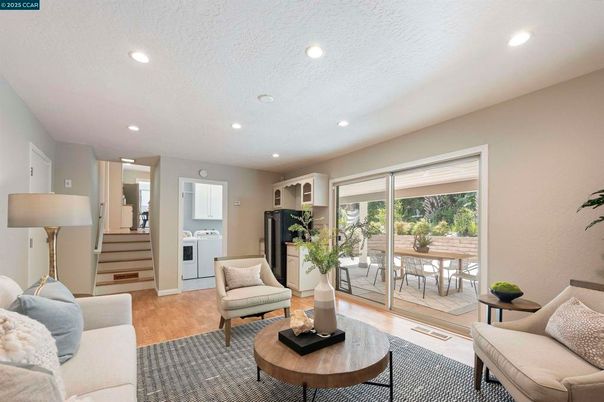 Interior, Living room, Recessed Lighting, Washer, Wood Texture Flooring