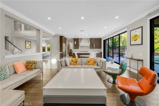 Interior, Kitchen, Living room, Pendant Lights, Recessed Lighting, Wood Texture Flooring