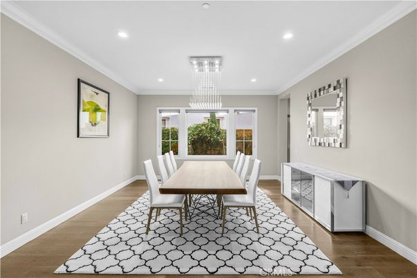 Chandelier, Dining room, Interior, Recessed Lighting, Wood Texture Flooring