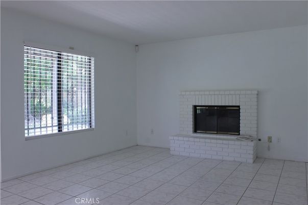 Empty room, Fireplace, Interior