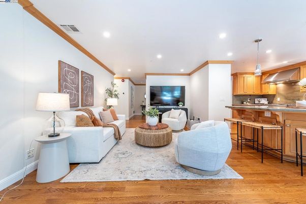Interior, Kitchen, Living room, Pendant Lights, Recessed Lighting, Stainless Steel Appliances, Wood Texture Flooring