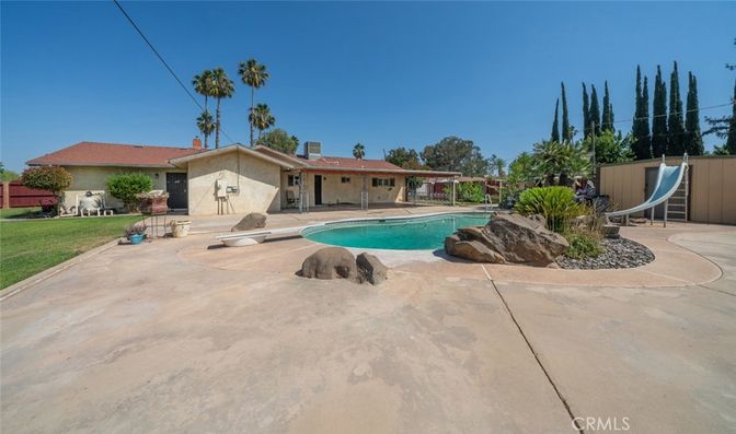 Backyard, Exterior, Pool