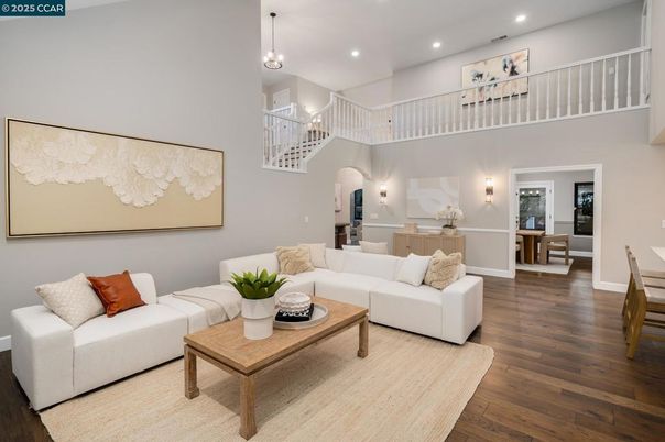 Interior, Living room, Pendant Lights, Recessed Lighting, Wood Texture Flooring