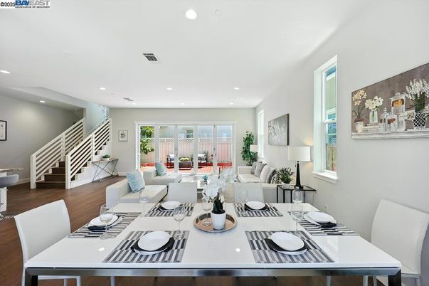 Dining room, Interior, Living room, Recessed Lighting, Wood Texture Flooring
