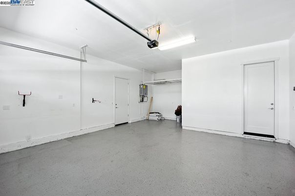 Garage, Interior