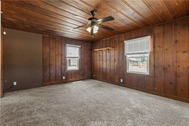 Empty room, Interior, Wooden Ceilings, Wooden Walls