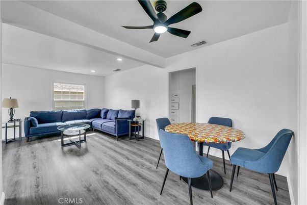 Dining room, Interior, Living room, Recessed Lighting, Wood Texture Flooring