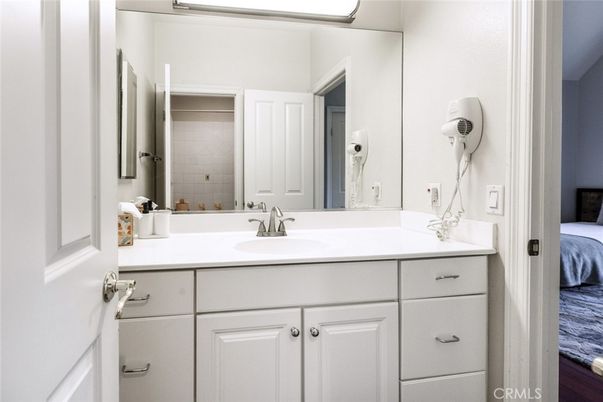 Bathroom, Bedroom, Interior