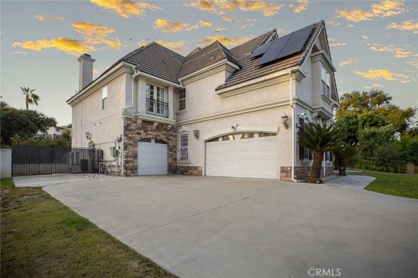Attached, Exterior, Facade, Solar Panels, French Provincial