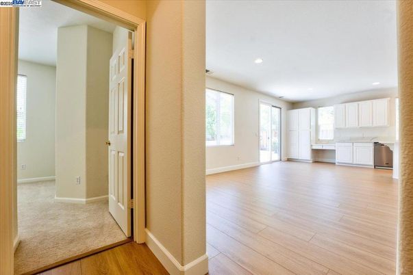 Empty room, Interior, Kitchen, Recessed Lighting, Wood Texture Flooring