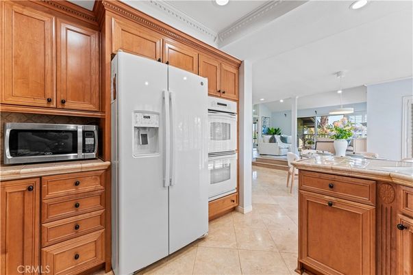 Interior, Kitchen, Pendant Lights, Recessed Lighting, Tile Countertops