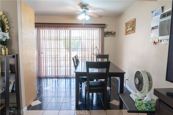 Dining room, Interior