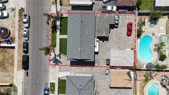Exterior, Drone