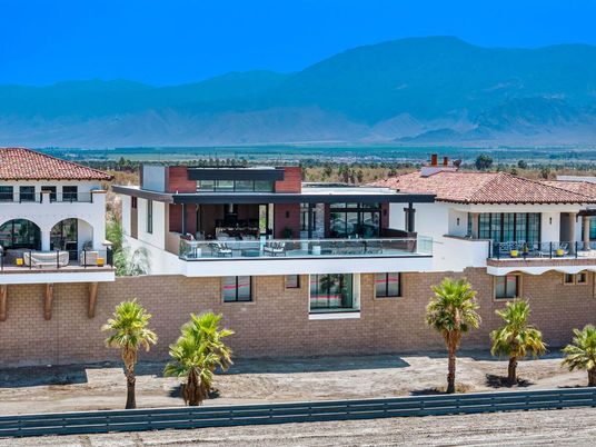 Exterior, Facade, Pool, Spanish Mediterranean