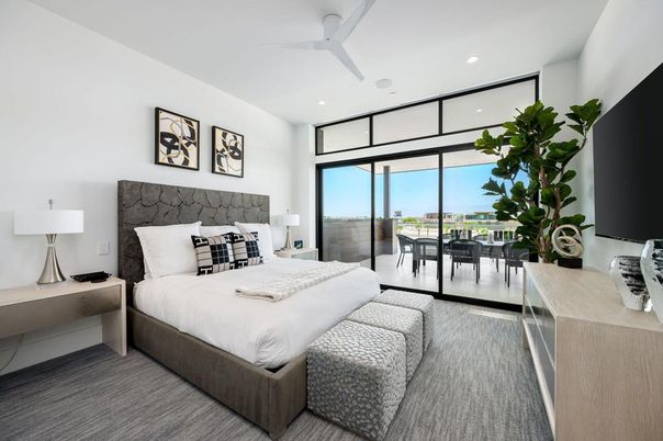 Bedroom, Interior, Recessed Lighting, Water