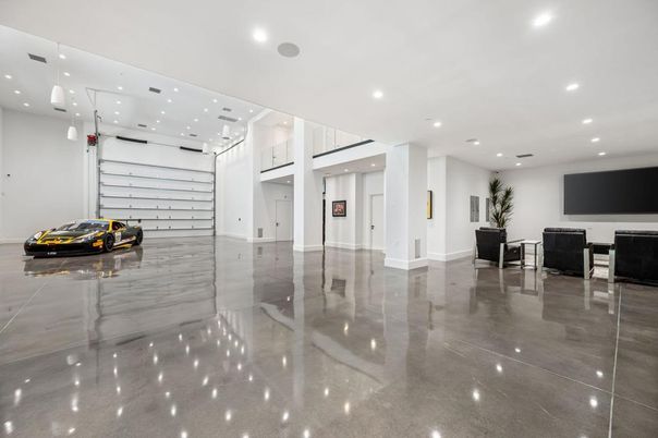 Garage, Interior, Recessed Lighting